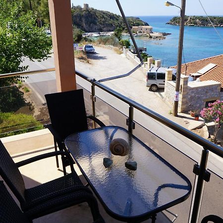 Sea And Sun Apartments 304 Ιδιωτικό Διαμέρισμα Kardhamili Exteriör bild