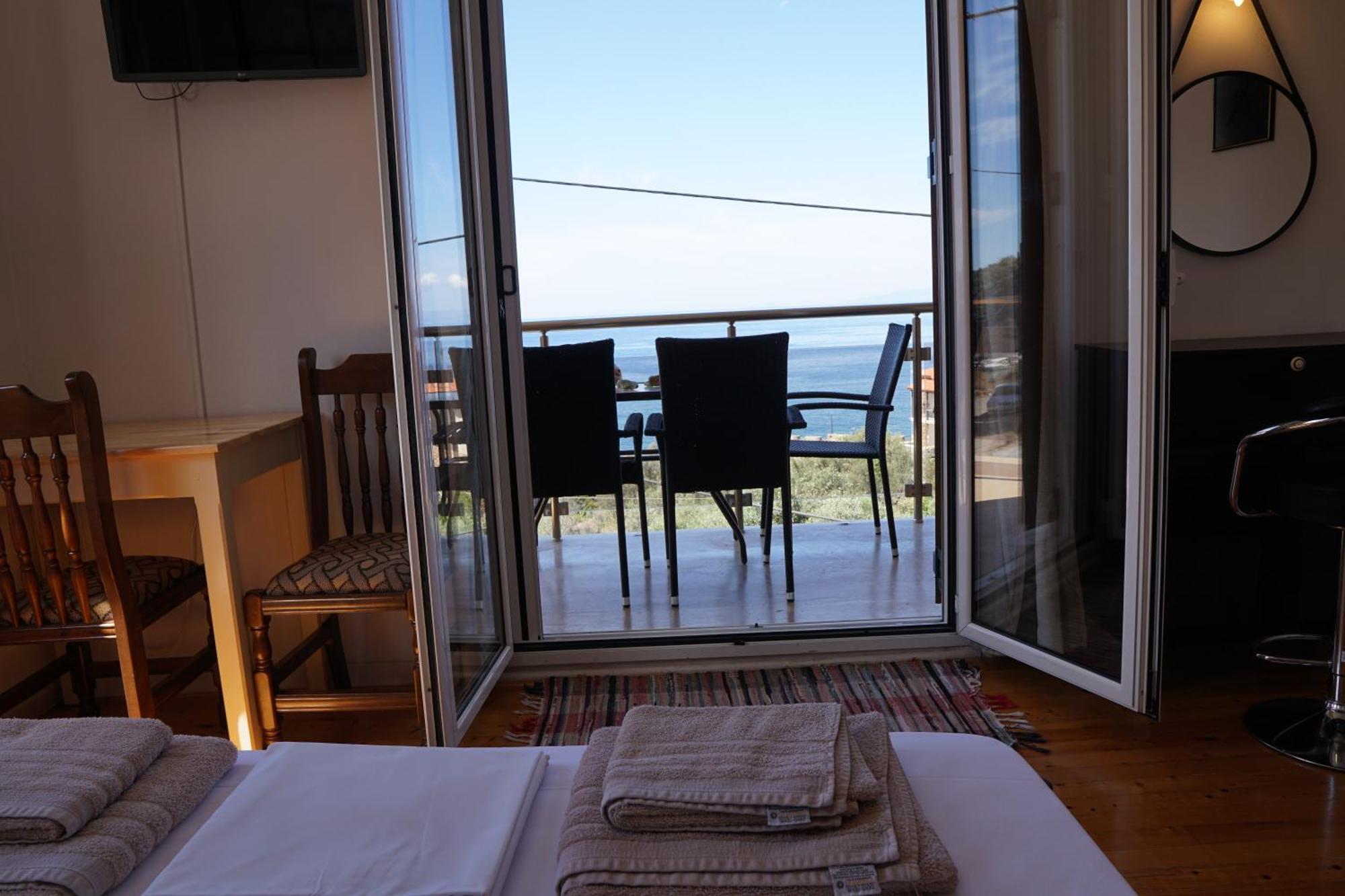 Sea And Sun Apartments 304 Ιδιωτικό Διαμέρισμα Kardhamili Exteriör bild